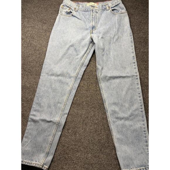 Vintage 2005 Levi’s 550 Relaxed Fit Light Wash Denim Jeans Women’s 14L - Picture 1 of 9